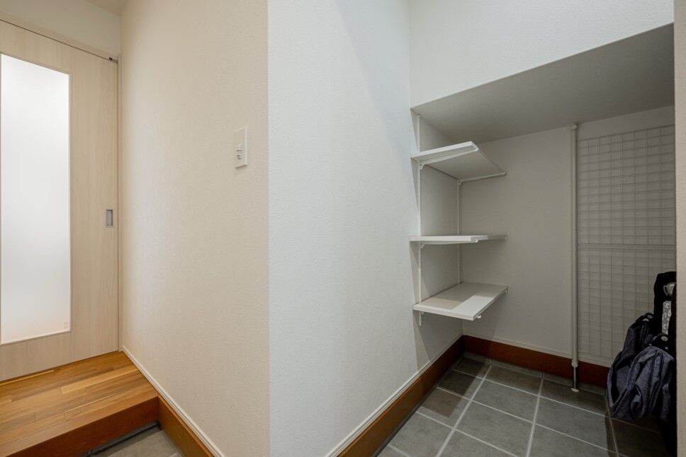 アーキテックス（GROOVY / KANAL HOME / SIMPLE is... / dramacy） 【愛知県｜1300万円台｜31坪｜間取り有】駅近×南道路×駐車3台を予算内で叶えた理想の住まいの建築実例画像3