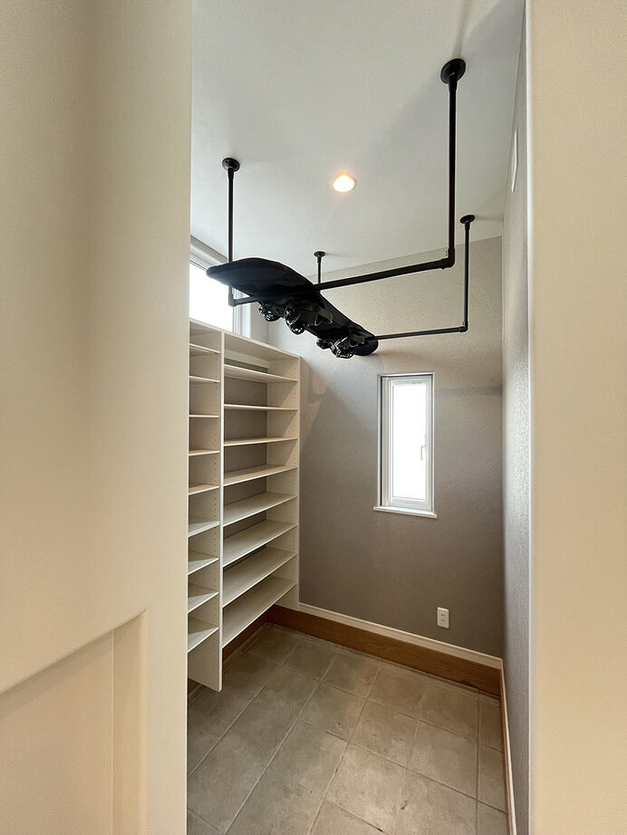 エクセルホーム福島〈会津＆中通りエリア〉 【2000万円台・約31坪／ZEH・W断熱】モノトーンコーディネートでホテルライクを叶えた住まいの建築実例画像10