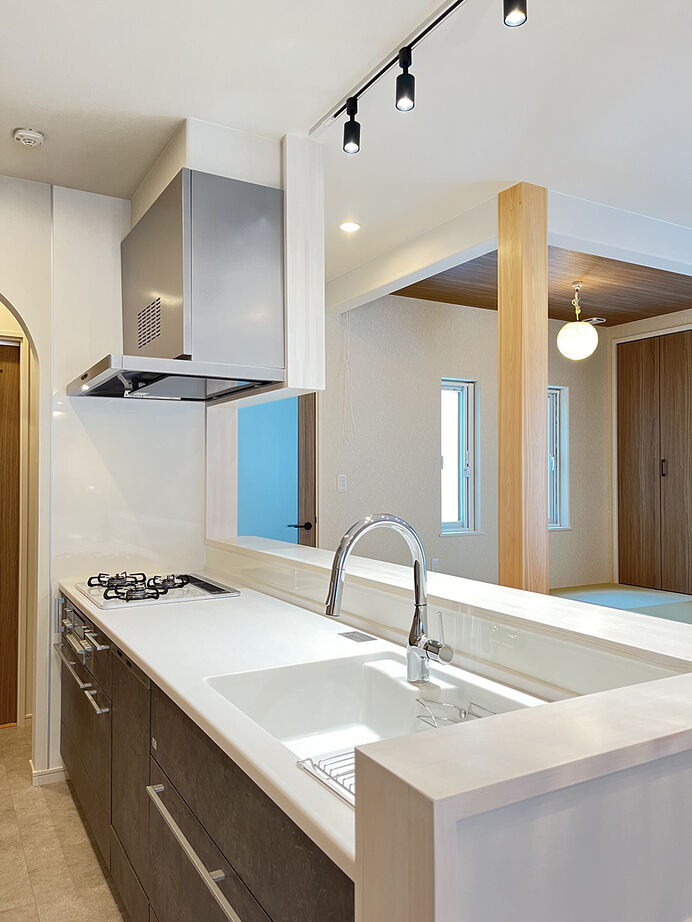 エクセルホーム福島〈会津＆中通りエリア〉 【約35坪／ZEH・W断熱】木の温もりに包まれた、家族が自然と集まるナチュラルな住まいの建築実例画像2