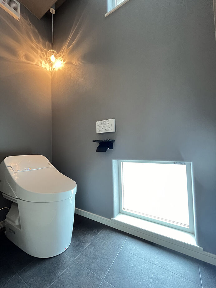 エクセルホーム福島〈会津＆中通りエリア〉 【約35坪／ZEH・W断熱】木の温もりに包まれた、家族が自然と集まるナチュラルな住まいの建築実例画像8