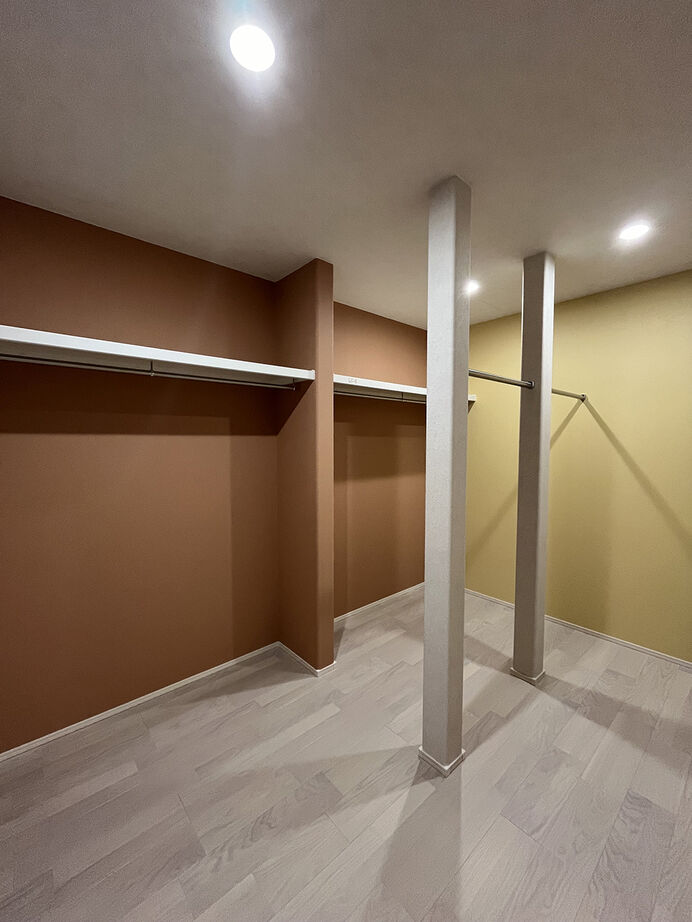 エクセルホーム福島〈会津＆中通りエリア〉 【2000万円台・約33坪／ZEH】憧れのホテルライクなLDKが実現。存在感たっぷりのキッチンが魅力の建築実例画像6