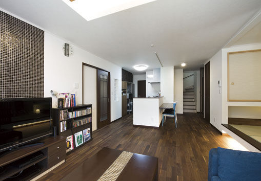 広島建設-セナリオハウス- 【55坪｜間取り図有】共有和室を通って、気軽に子世帯に行ける完全分離二世帯住宅の建築実例画像7