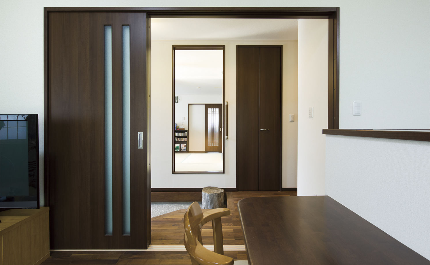 広島建設-セナリオハウス- 【55坪｜間取り図有】共有和室を通って、気軽に子世帯に行ける完全分離二世帯住宅の建築実例画像11