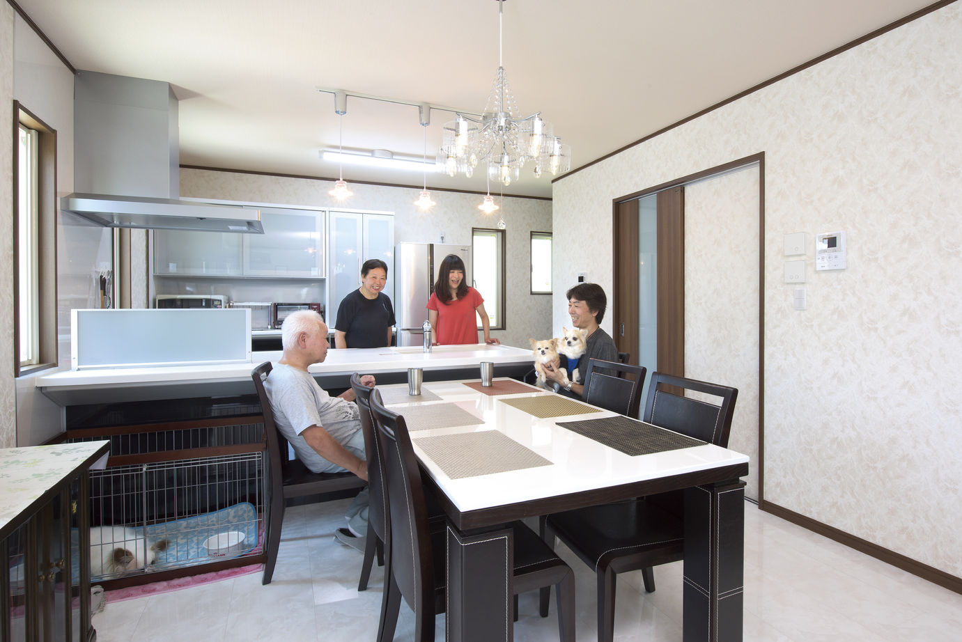 広島建設-セナリオハウス- 【2000万円台｜63坪｜間取り図有】家族の絆が深まる二世帯住宅 家事ラクや収納の工夫も満載の建築実例画像3