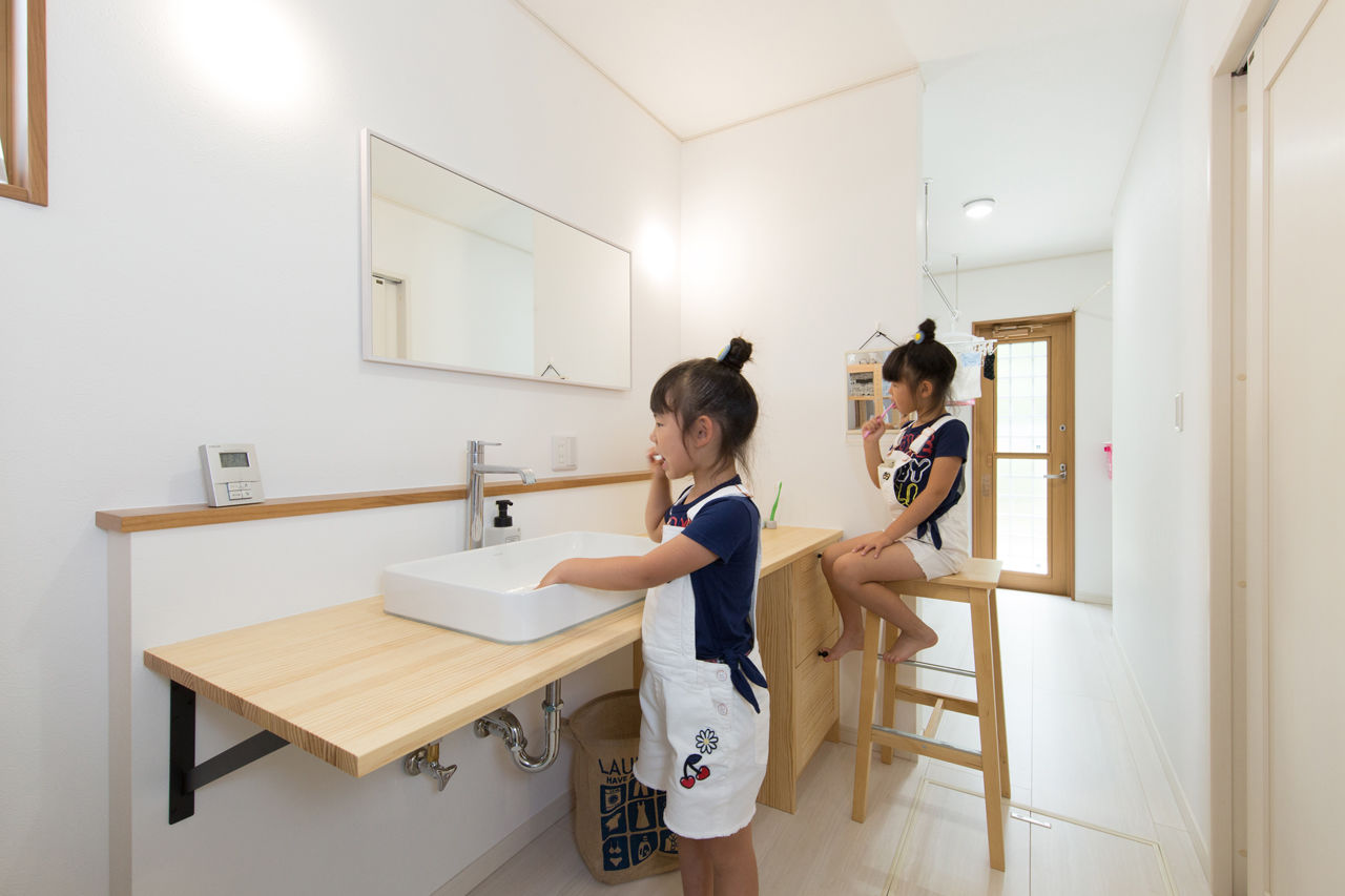 広島建設-セナリオハウス- 【1000万円台｜36坪｜間取り図有】開放的で収納豊富なオシャレ空間。様々なこだわりもスキップフロアで解決の建築実例画像4