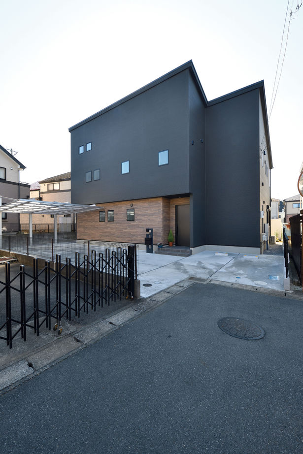 広島建設-セナリオハウス- 【二世帯住宅／間取り図有り】コンセプトは「友人が家族ぐるみで遊びに来られるオシャレな家」の建築実例画像3