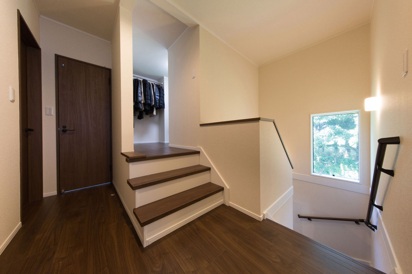 広島建設-セナリオハウス- 【2000万円台｜約36坪｜間取り図】スキップフロアで空間を有効活用して個性的な住まいを実現の建築実例画像15