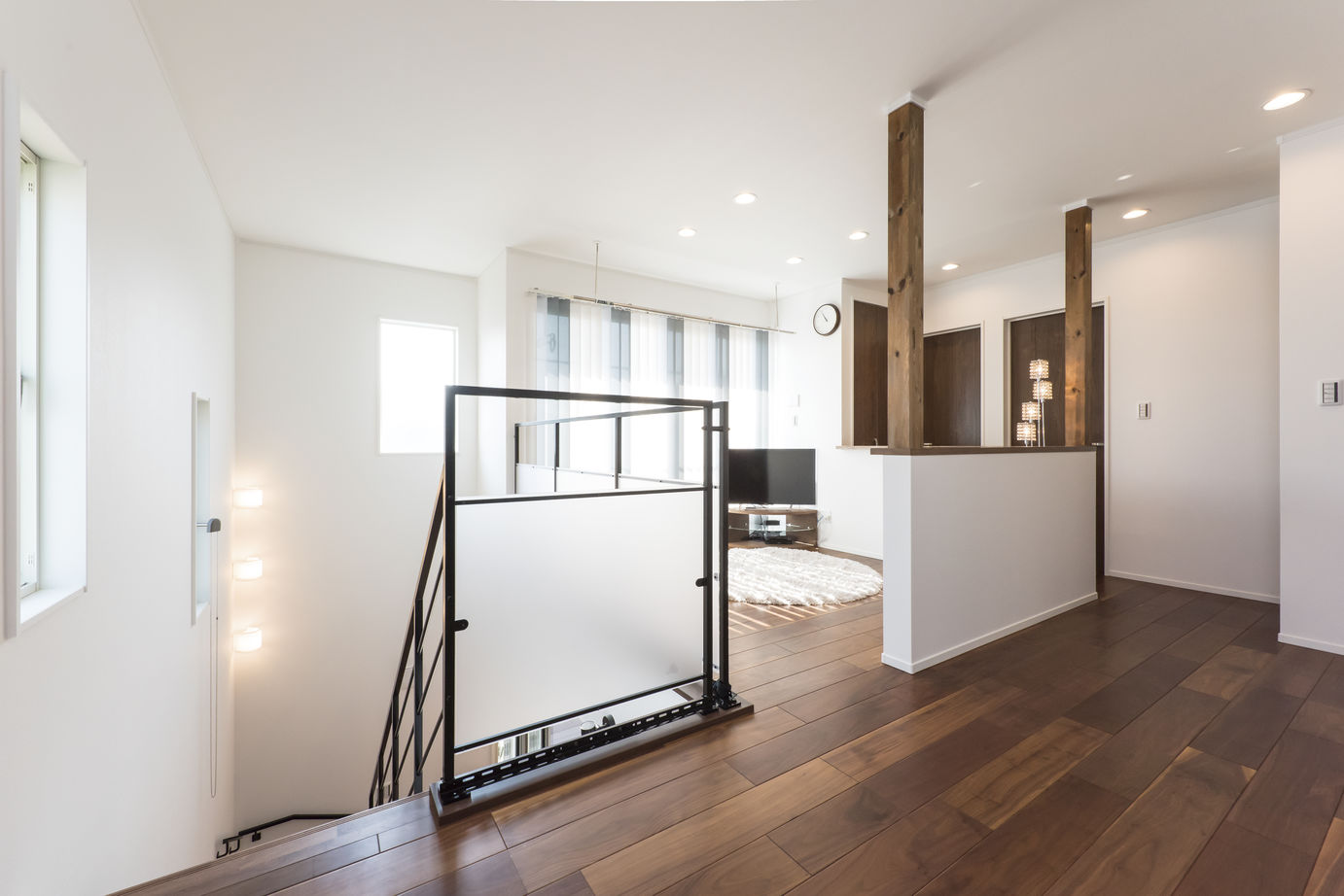 広島建設-セナリオハウス- 【3000万円台｜約47坪｜間取り図】忙しい毎日を癒す寛ぎのLDK。開放感と落ち着きを使い分ける機能的な家の建築実例画像11