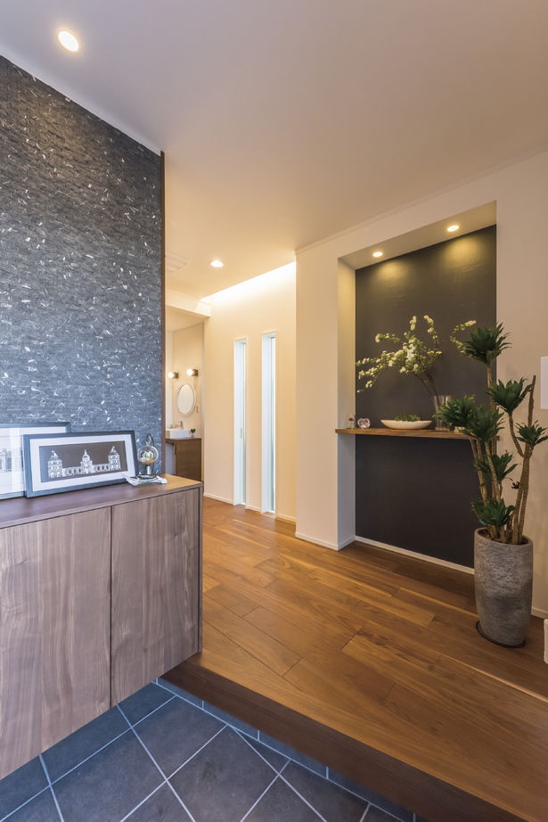 広島建設-セナリオハウス- 【3000万円台｜約47坪｜間取り図】忙しい毎日を癒す寛ぎのLDK。開放感と落ち着きを使い分ける機能的な家の建築実例画像15