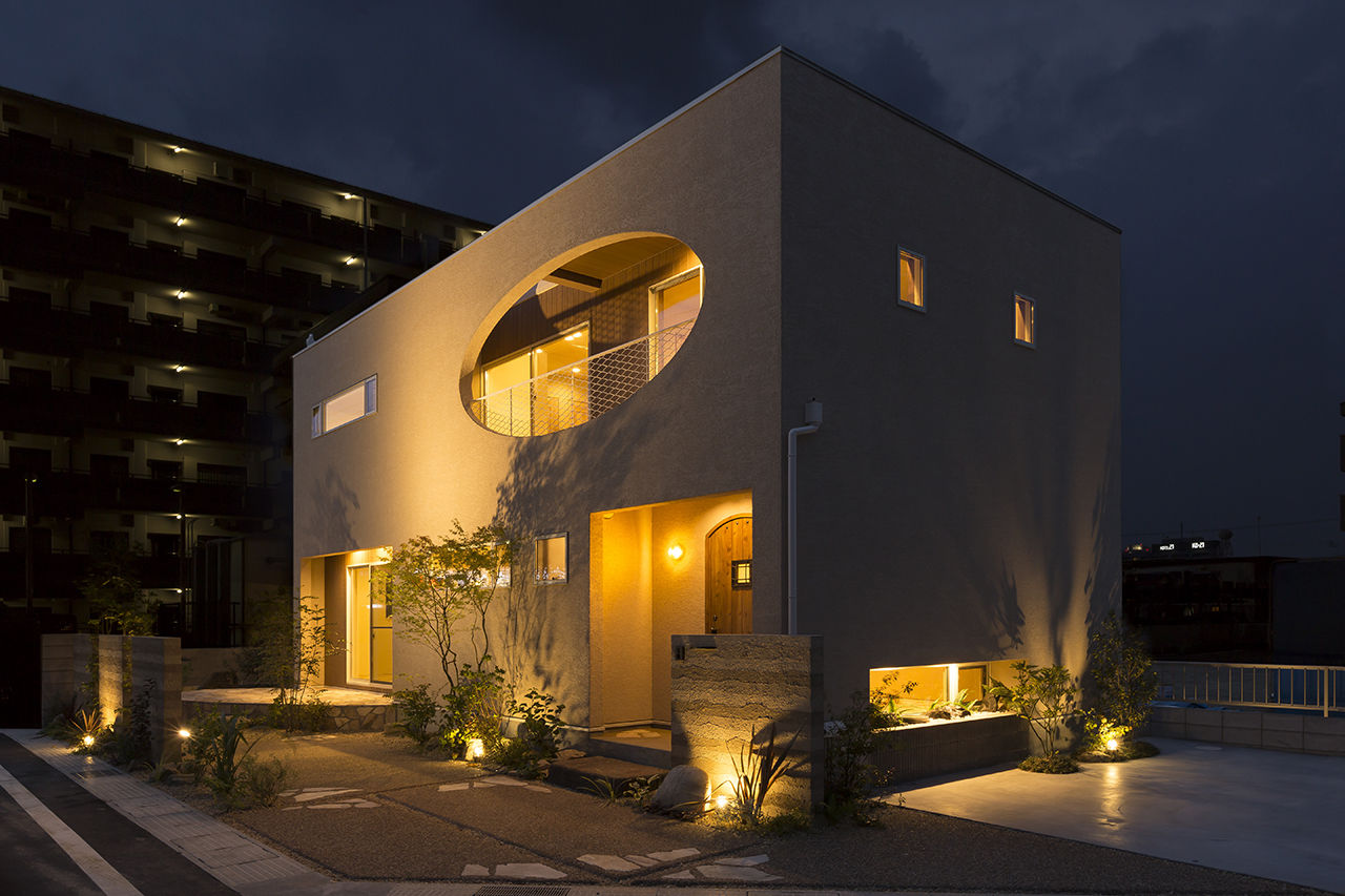 Ｉｍａｃｏｃｏ（イマココ） 【2000万円台/栗東市/吹抜け】子どもたちの感性を育む「巣箱」のような家。家事ラクの動線も快適の建築実例画像1