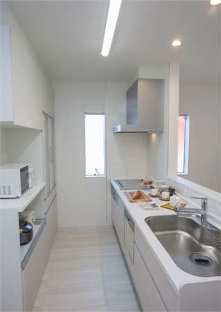 秀光ビルド 【本体価格1600万円/3LDK/延床28坪コンパクト/狭小29坪/間取り図】南欧風＆ナチュラルテイストの上質住宅の建築実例画像6