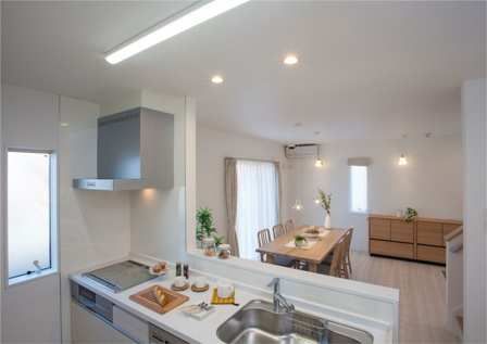 秀光ビルド 【本体価格1600万円/3LDK/延床28坪コンパクト/狭小29坪/間取り図】南欧風＆ナチュラルテイストの上質住宅の建築実例画像8