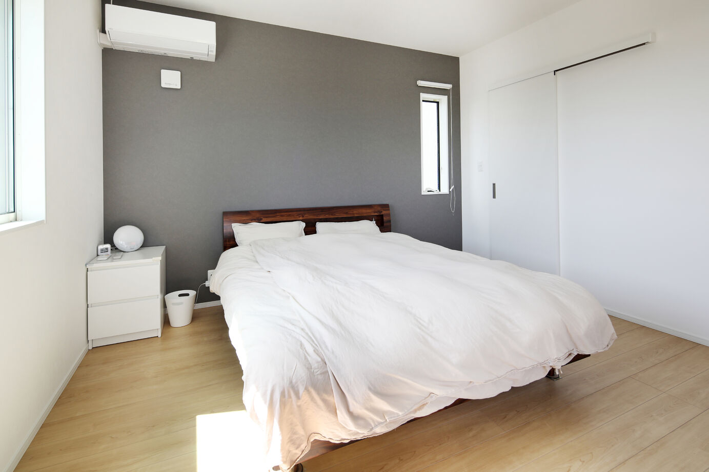 秀光ビルド 【ユニバーサルデザイン/ナチュラルウッド】シンプルでありながら機能性を重視したモダンなお家の建築実例画像3