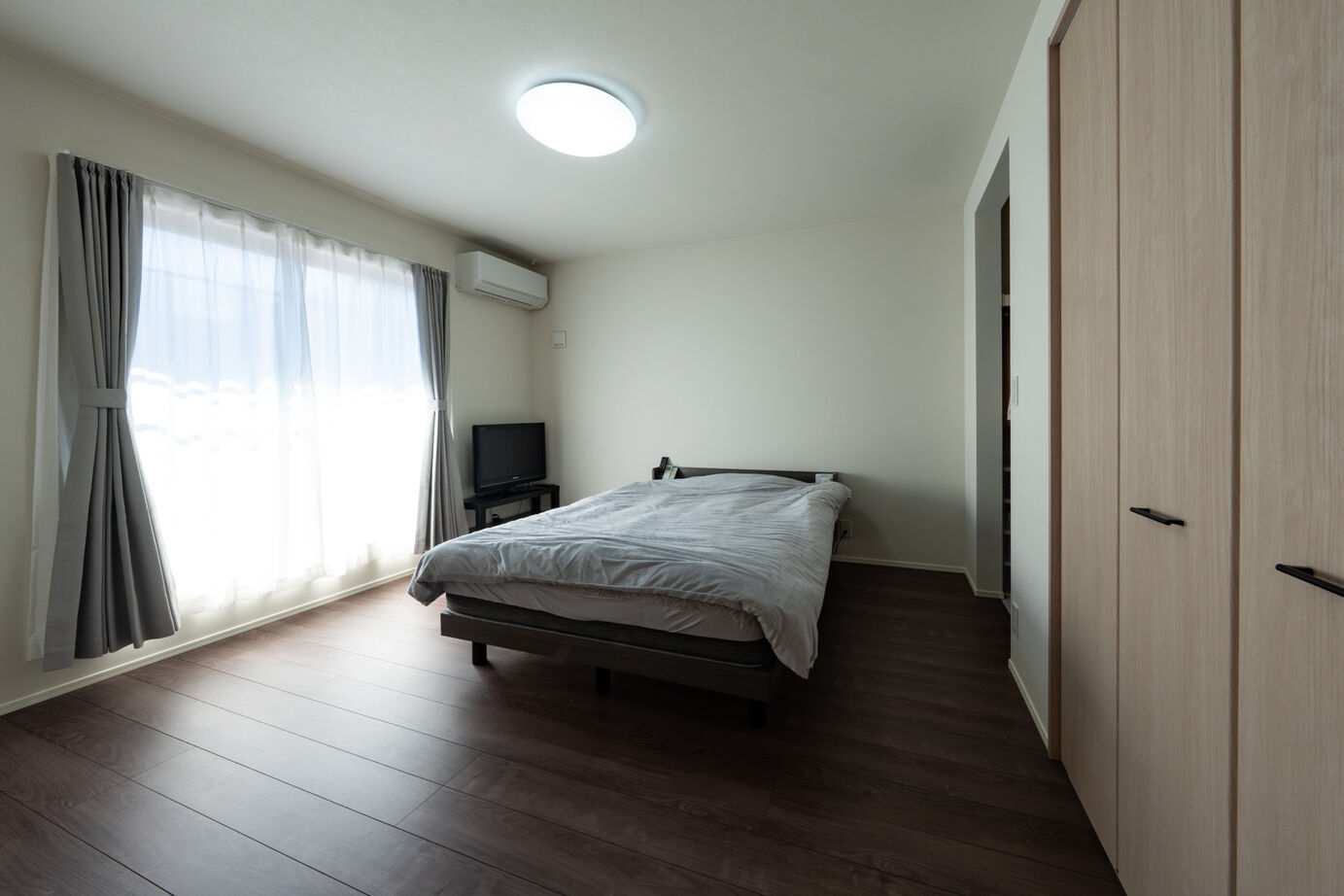 秀光ビルド 【1290万円/ハイドア/モダン】グレーと大理石調がたまらなくかっこいい、高級感たっぷりのお家の建築実例画像6