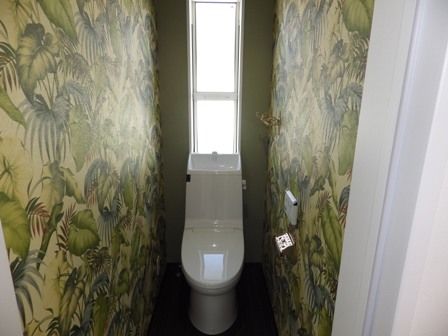 秀光ビルド 【1000万円台/外国みたいな家/住みやすい間取り/おしゃれ】洒落た洋風のイメージを外観から演出した家の建築実例画像4