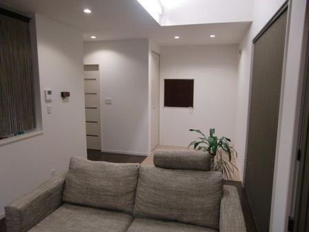 秀光ビルド 【1000万円台/延床面積30坪台/最高の間取り/おしゃれ/シンプルモダン】リビングと2階を繋ぐ吹抜けのある家の建築実例画像7