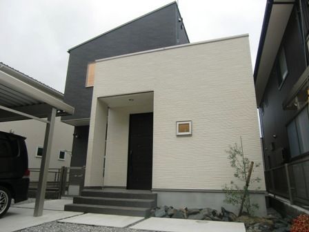 秀光ビルド 【1000万円台/延床面積30坪台/最高の間取り/おしゃれ/シンプルモダン】リビングと2階を繋ぐ吹抜けのある家の建築実例画像10