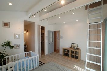 秀光ビルド 【1000万円台/4LDK/一戸建て/間取り図/おしゃれ】白と黒のシンプルデザインと使い易さが両立した大満足の家の建築実例画像5