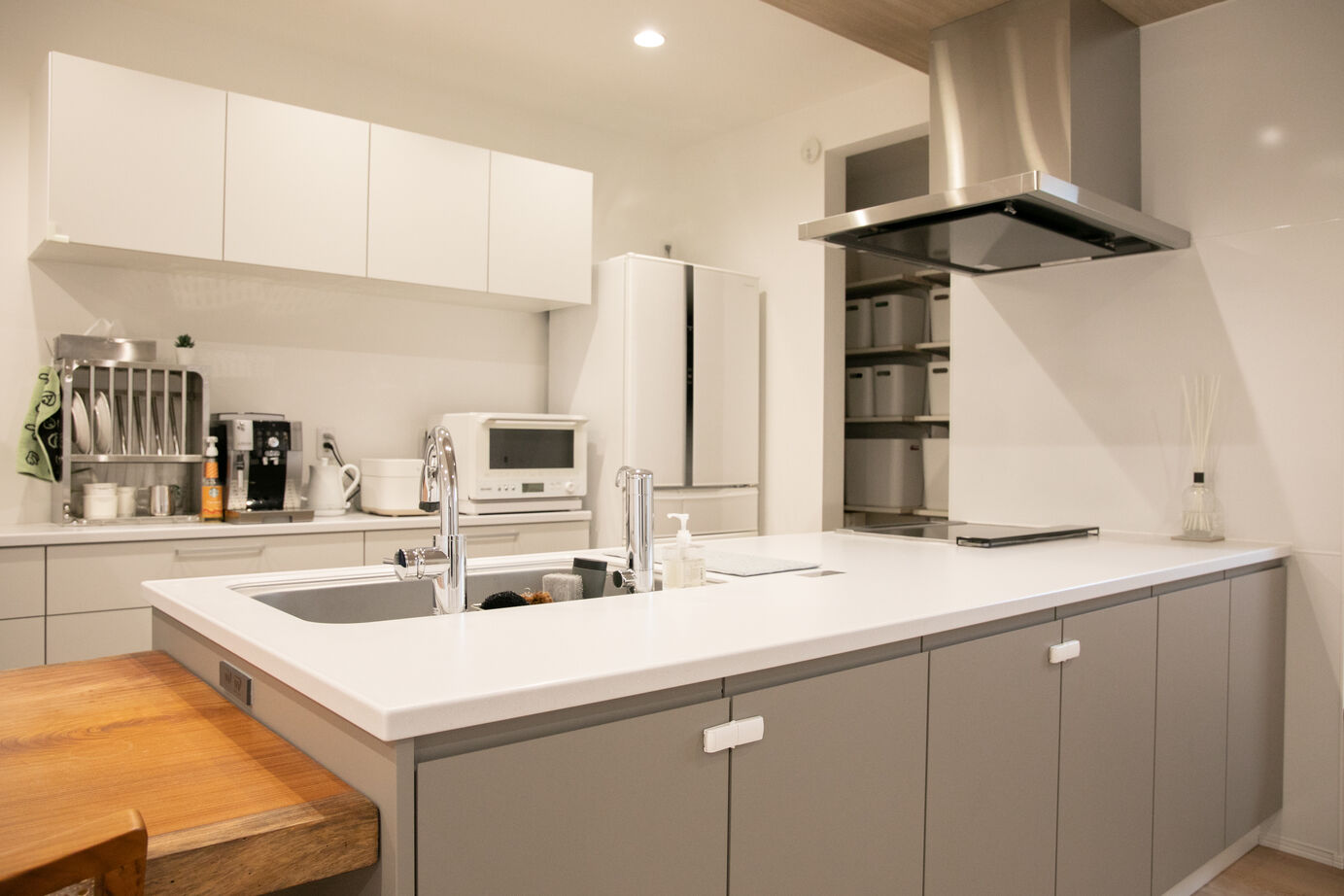 秀光ビルド 【1376万円/2階建て/収納充実/下がり天井】ナチュラルウッドで上質な居心地を実現した家の建築実例画像3