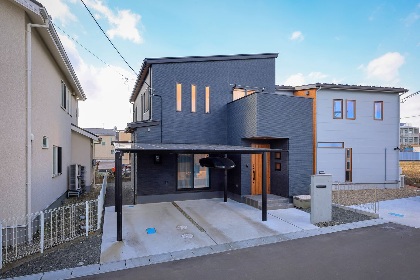 秀光ビルド 【1736万円/シンプルモダン/2階建て】子育て目線のこだわりが光る、シンプルモダンの家の建築実例画像2