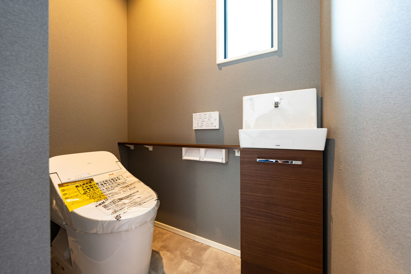 秀光ビルド 【1301万円/2階建て/スタイリッシュ/収納充実】モダンなデザインと開放感が調和した理想の住まいの建築実例画像6