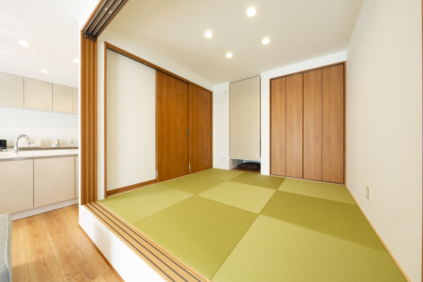 秀光ビルド 【1740万円/2階建て/収納充実/回遊動線】家族の絆を深める、快適さと機能性を両立させた住まいの建築実例画像6