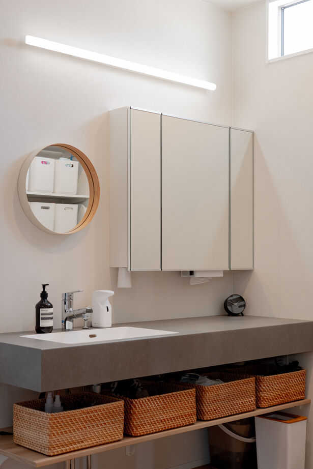 秀光ビルド 【2階建て/スケルトン階段/収納充実】家族の想いを形にした、ナチュラルモダンな住まいの建築実例画像5