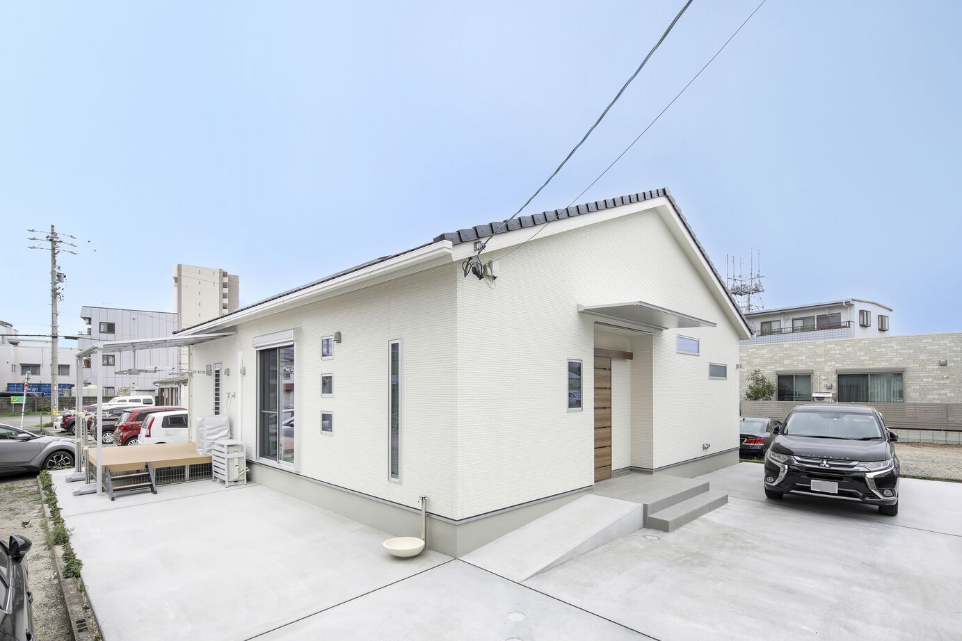 秀光ビルド 【平屋/家事動線/子育て世帯】子育てしやすい家事動線とアイデアが満載の家！の建築実例画像2