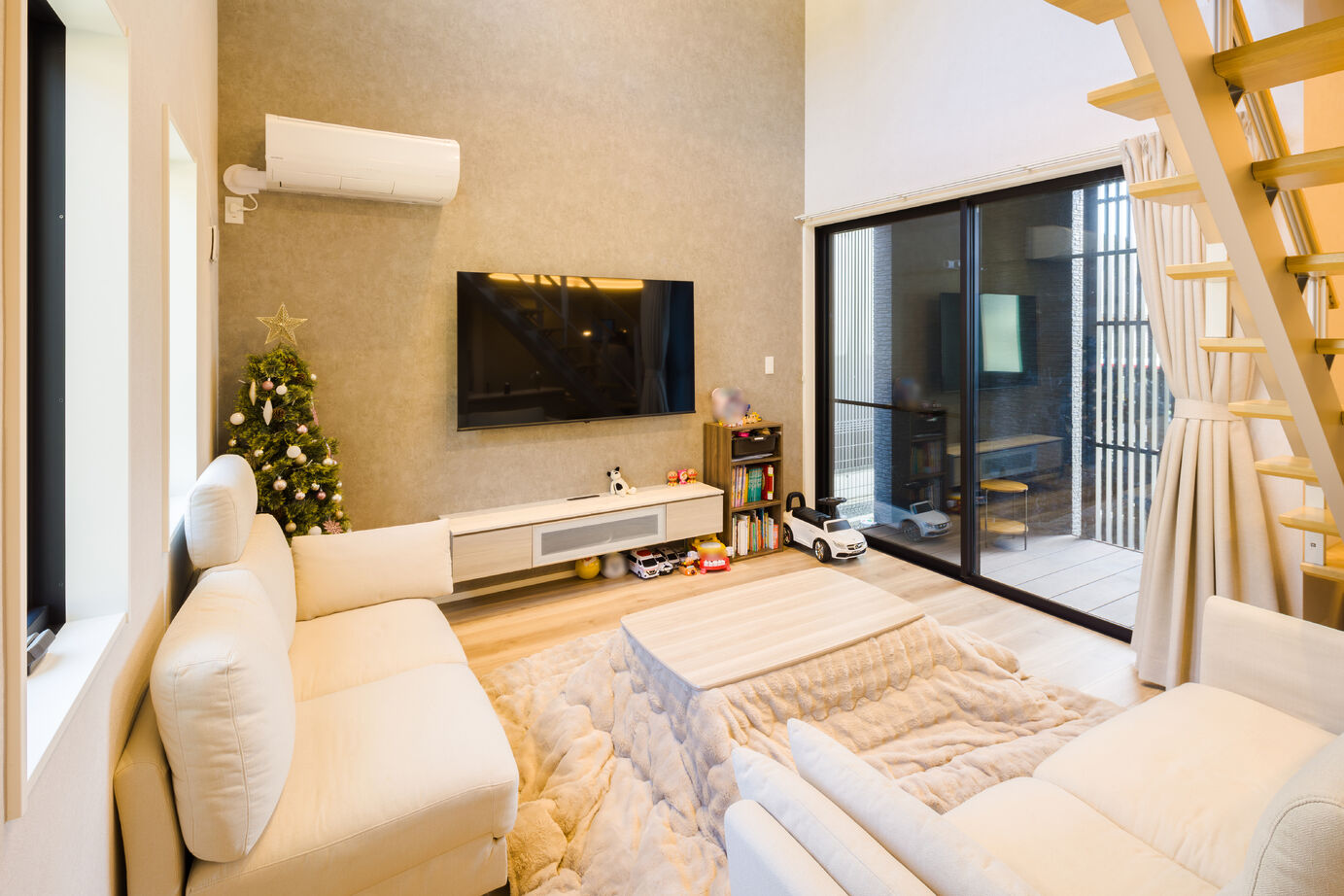 秀光ビルド 【1535万円/ナチュラル/セカンドリビング】スケルトン階段が映える、ナチュラルウッドのぬくもりハウスの建築実例画像3