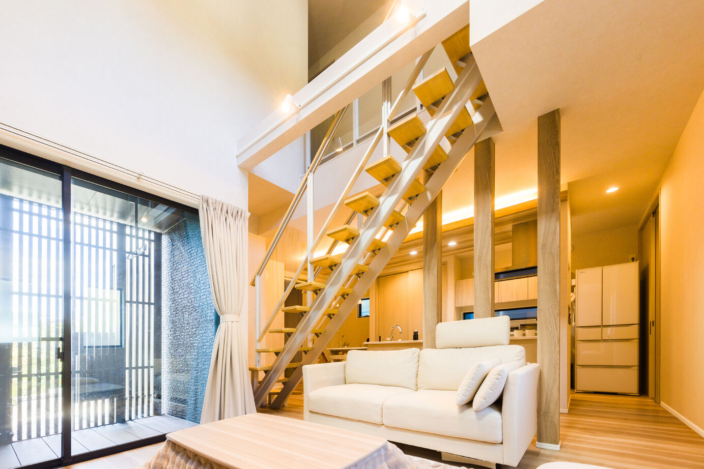 秀光ビルド 【1535万円/ナチュラル/セカンドリビング】スケルトン階段が映える、ナチュラルウッドのぬくもりハウスの建築実例画像5