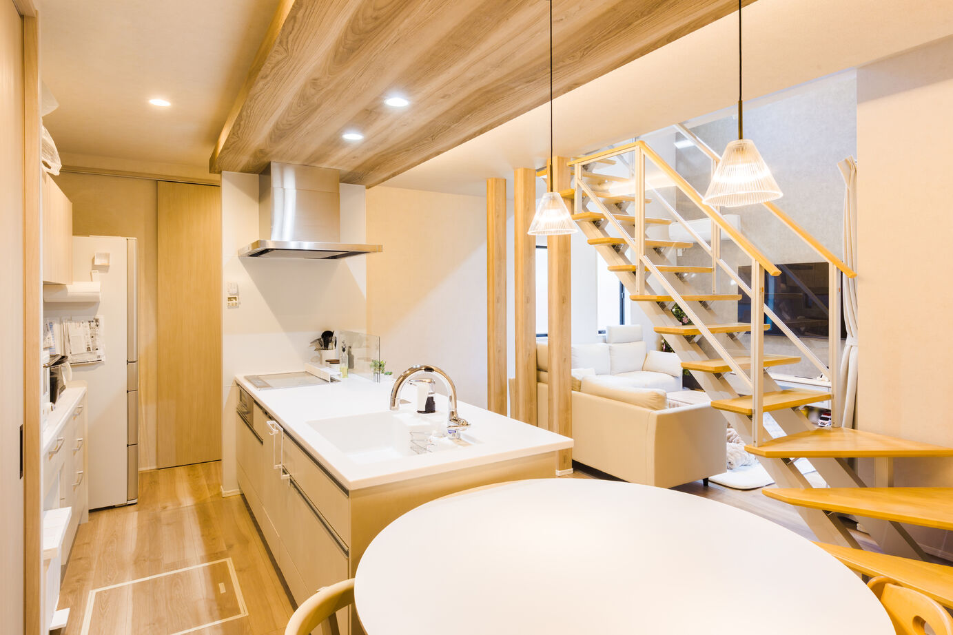 秀光ビルド 【1535万円/ナチュラル/セカンドリビング】スケルトン階段が映える、ナチュラルウッドのぬくもりハウスの建築実例画像6