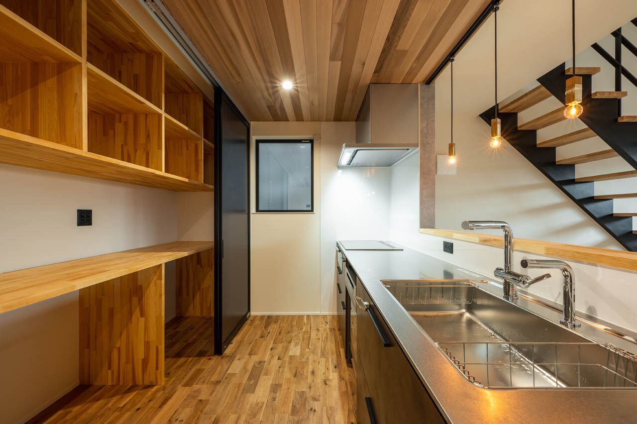 さいが設計工務 【高気密高断熱/漆喰壁・無垢床/2階リビング/間取り図】「暑い」「寒い」を意識せずに暮らす心地よさを堪能の建築実例画像3