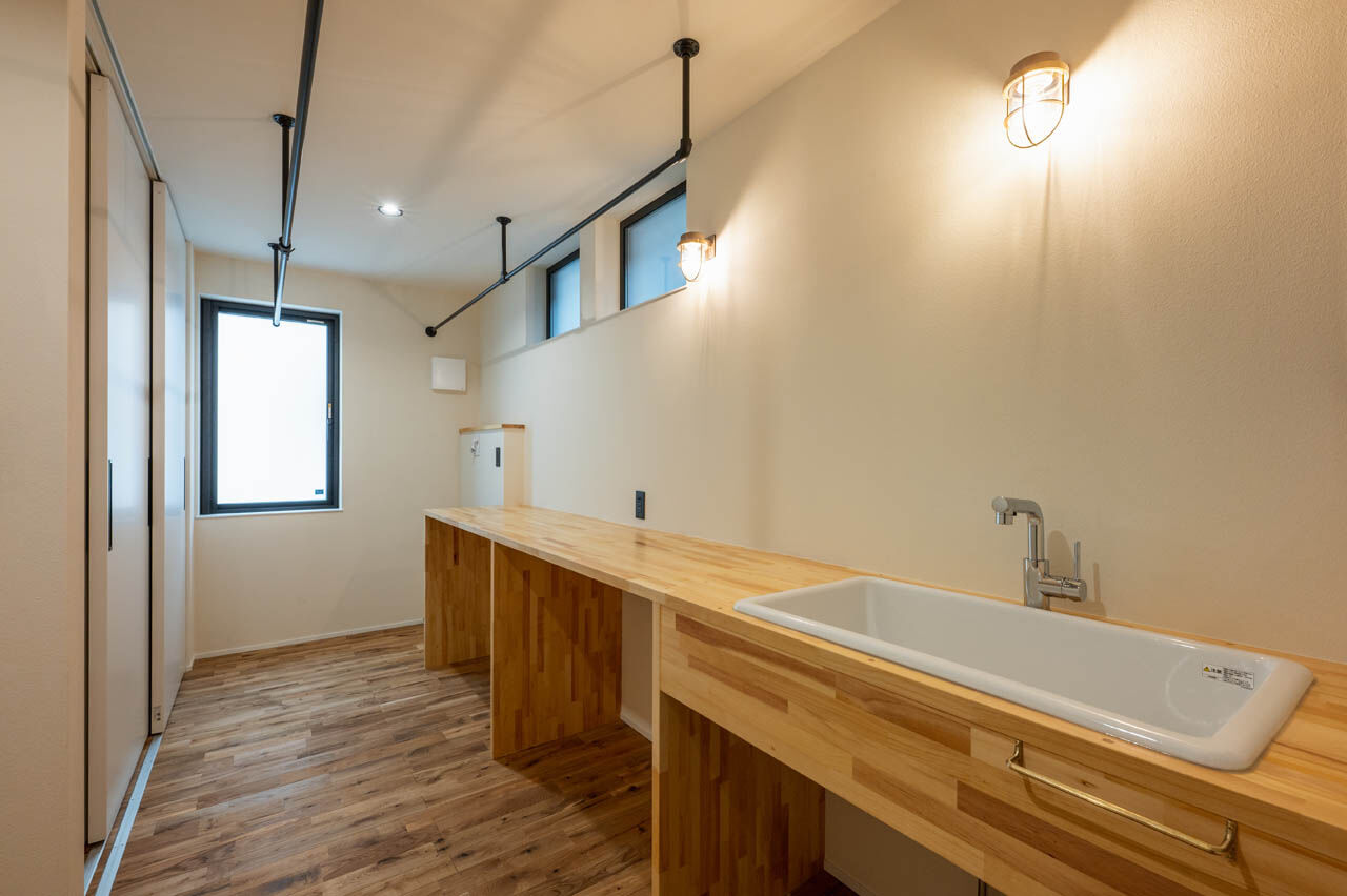 さいが設計工務 【高気密高断熱/漆喰壁・無垢床/2階リビング/間取り図】「暑い」「寒い」を意識せずに暮らす心地よさを堪能の建築実例画像8