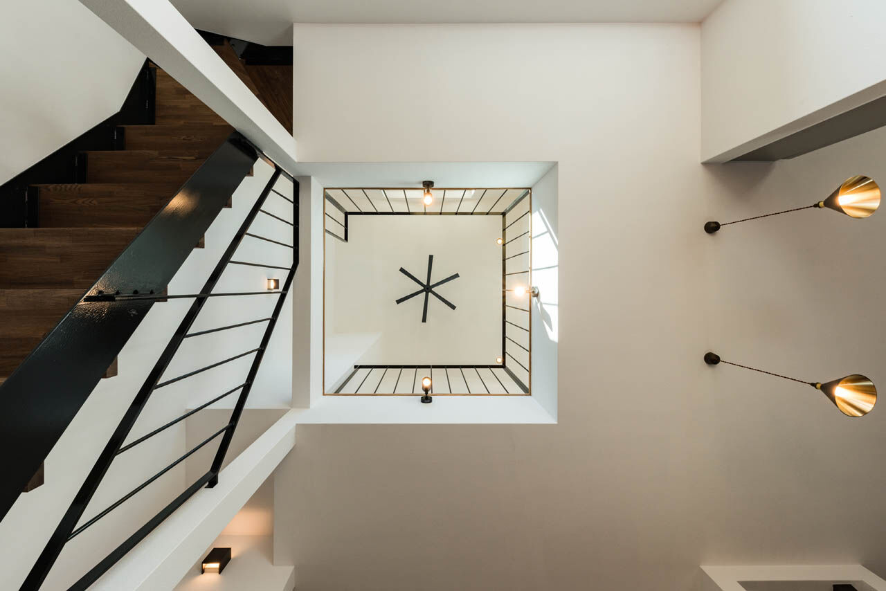 さいが設計工務 【高気密高断熱/漆喰壁・無垢床/吹き抜け/間取り図】大空間の隅々まで快適な温度でのびのび子育てできる家の建築実例画像3