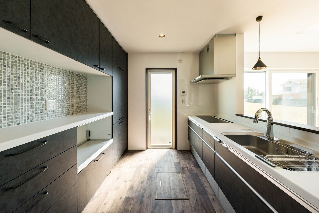 さいが設計工務 【高気密高断熱/漆喰壁・無垢床/吹き抜け/間取り図】大空間の隅々まで快適な温度でのびのび子育てできる家の建築実例画像6