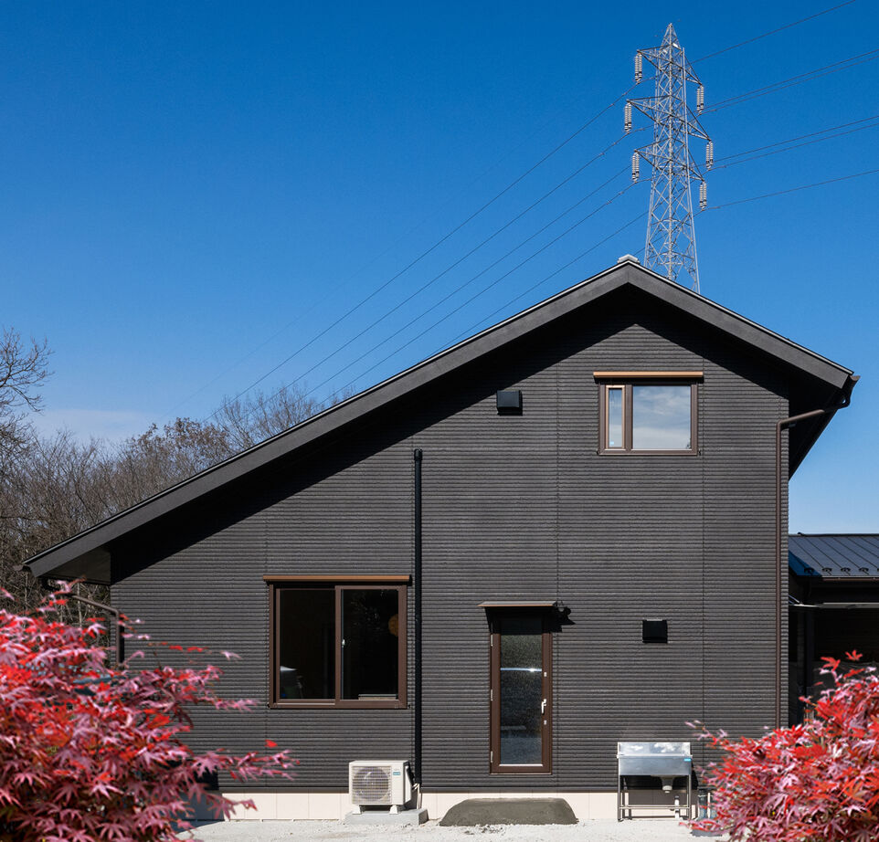 さいが設計工務 【高気密高断熱/漆喰壁・無垢床/吹き抜け/間取り図】365日半袖・素足が気持ちいい！造作家具もお気に入りの建築実例画像10