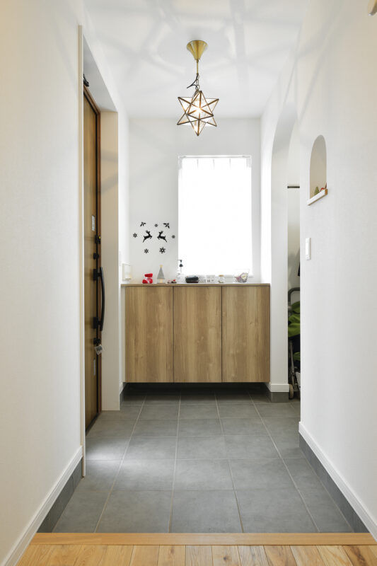 ines HOME (イネスホーム) 【3000～3500万円】木のぬくもりを感じるナチュラルで大人可愛い家の建築実例画像6