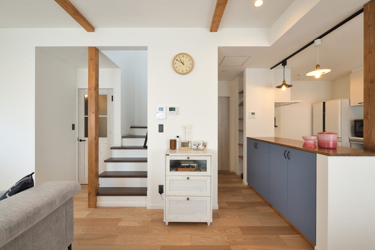 ines HOME (イネスホーム) 【2000～2500万円/札幌市】吹上天井の開放感あふれるLDKの建築実例画像4