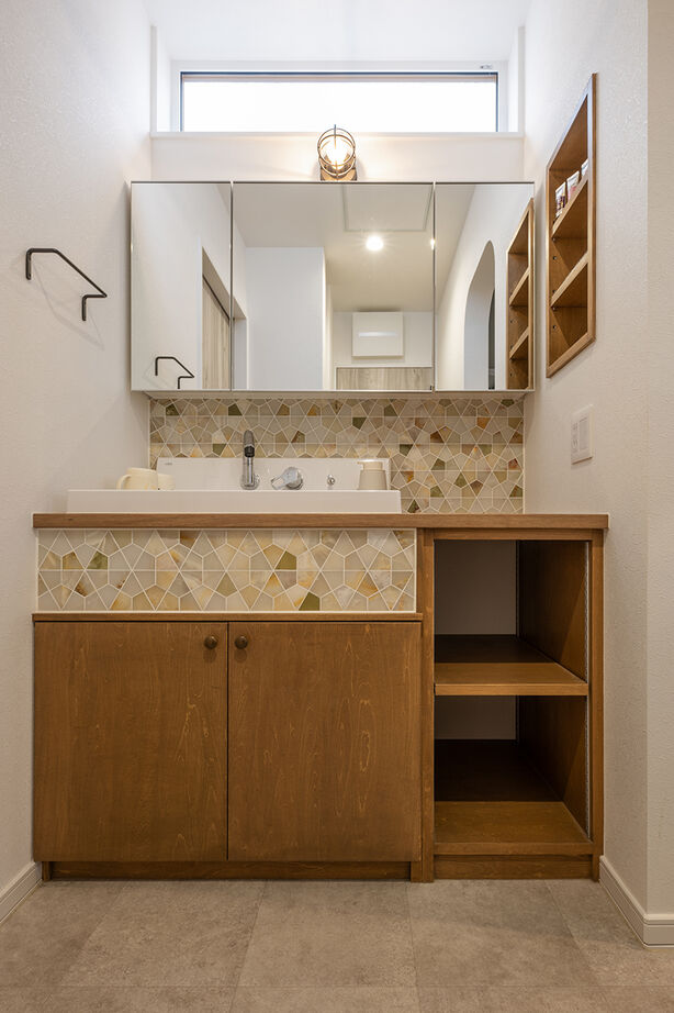 ines HOME (イネスホーム) 【3000～3500万円】外観はカッコよく、家の中はナチュラルテイストで可愛らしさをちりばめての建築実例画像9