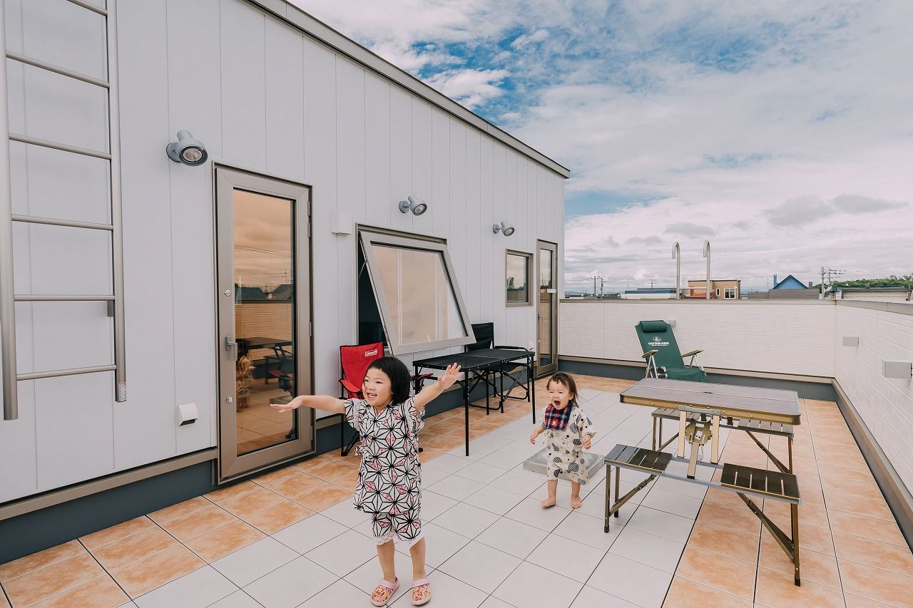 Suumo 4ldk 屋上庭園 ビルドインガレージ 念願を叶えた屋上とガレージのある住まい 寿建設 の建築実例詳細 注文住宅
