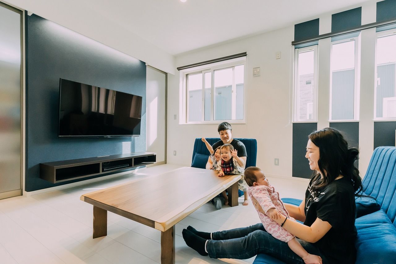 寿建設 【4LDK×屋上庭園×ビルドインガレージ×三階建て】 念願を叶えた屋上でBBQのできるガレージハウスの建築実例画像2