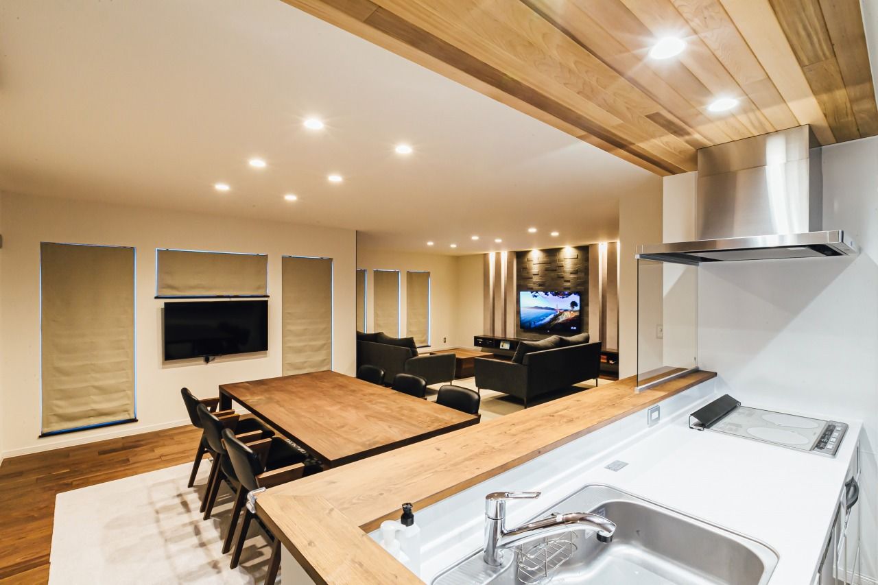 寿建設 【5LDK×ビルトインガレージ×平屋】家族の存在を身近に感じ、ゆとりある快適な平屋建てのガレージハウスの建築実例画像5