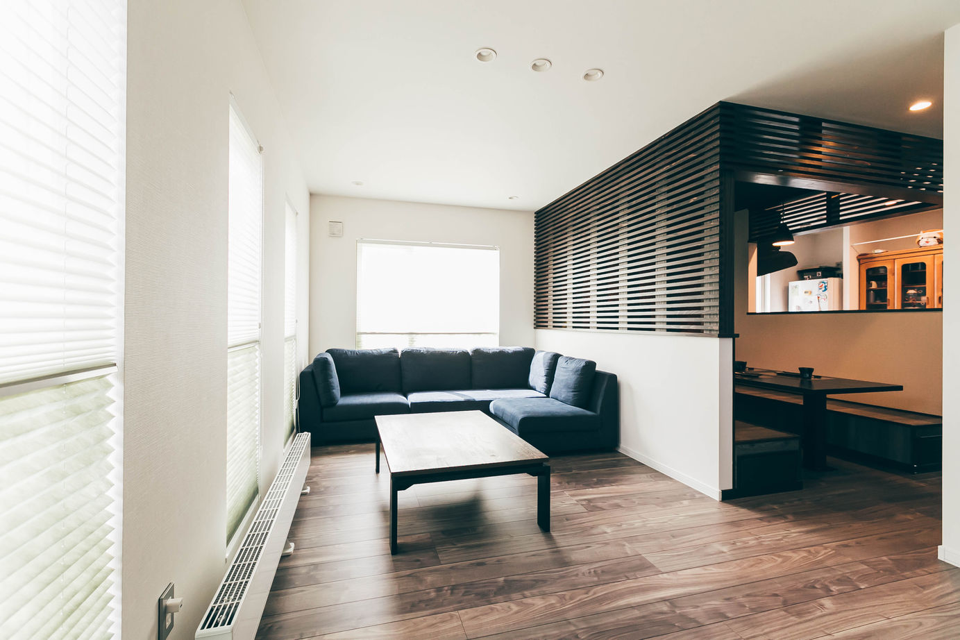 寿建設 【全室床暖房×屋上庭園×小上がり風ダイニング×4LDK】30坪の狭小地でも叶うゆとりと開放感のある住まいの建築実例画像3