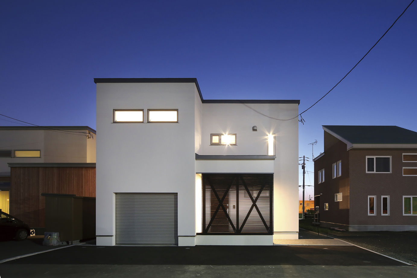 寿建設 【全室床暖房×ビルドインガレージ×居酒屋風ダイニング】「和」の風情をお洒落に取り入れたガレージハウスの建築実例画像7