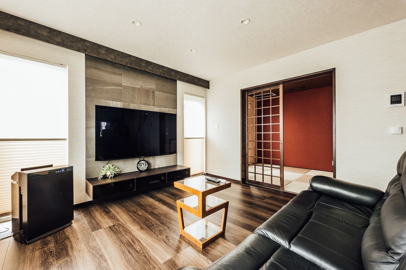 寿建設 【全室床暖房×屋上庭園×居酒屋風ダイニング× 三階建て】屋上付モデルハウスに憧れ、和テイストの住まいの建築実例画像2