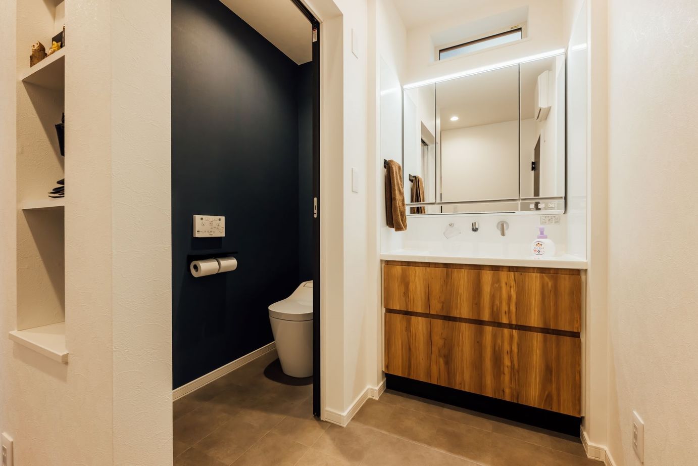 寿建設 【床暖房×居酒屋風ダイニング×屋上庭園×三階建て】 光熱費ダウンの喜びも！自由気ままにBBQを楽しむ住まいの建築実例画像5