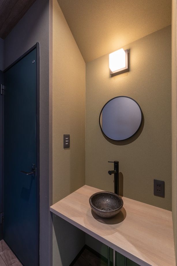 寿建設 【全室床暖房×居酒屋風ダイニング×屋上庭園×ビルトインガレージ】落ち着ける和モダンの広々3階建住まいの建築実例画像7