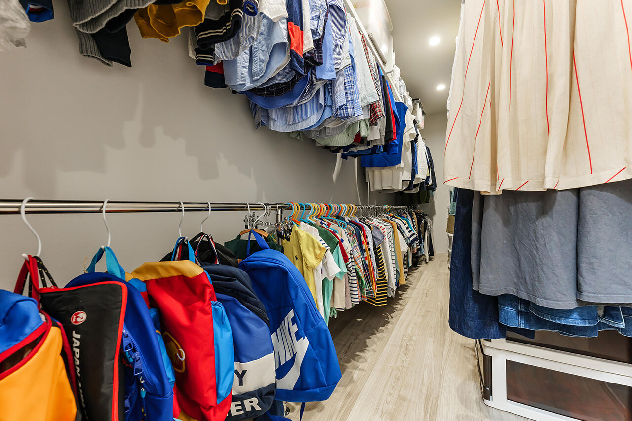 寿建設 【全室床暖房×ビルドインガレージ×スキップフロア×屋上庭園】 子どもがのびのびと遊び学ぶガレージハウスの建築実例画像8