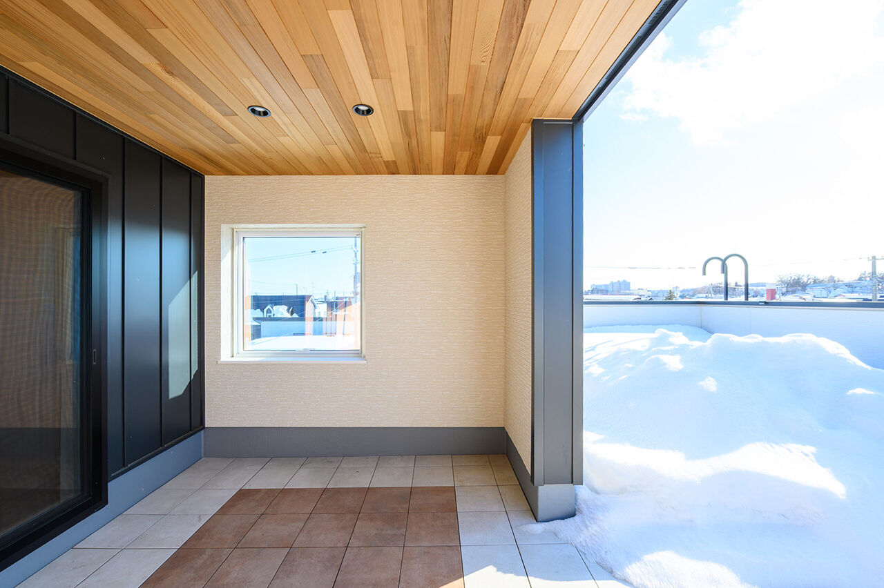 寿建設 【全館空調×玄関床暖房×屋上庭園×延床39坪】夏は家族で花火を見ながらBBQ！リビングには秘密基地もの建築実例画像9