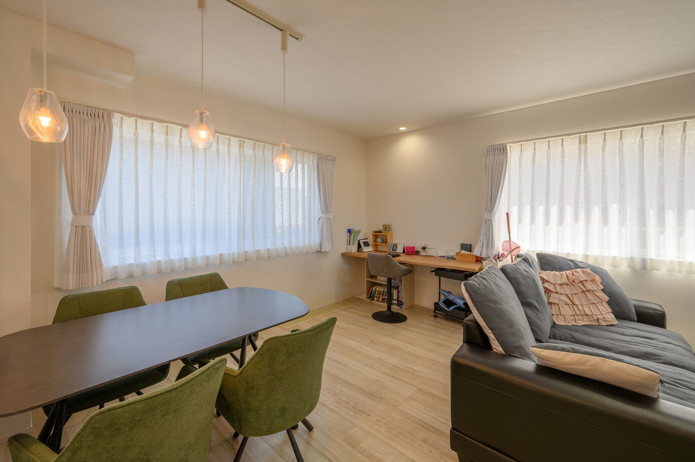 寿建設 【三階建て×屋上庭園×全館空調】 望みを叶えた子育て家事動線の住まいの建築実例画像3